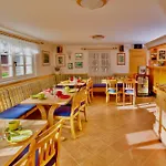 Chalet Schäfer S Vyhřívaným Bazénem Se Slanou Vodou Harrachov
