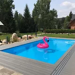 Chalet Schaefer S Vyhrivanym Bazenem Se Slanou Vodou A Saunou *