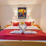 Chalet Chalet Schaefer S Vyhrivanym Bazenem Se Slanou Vodou A Saunou *
