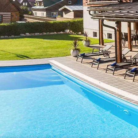 Dağ evi Schaefer S Vyhrivanym Bazenem Se Slanou Vodou A Saunou Harrachov