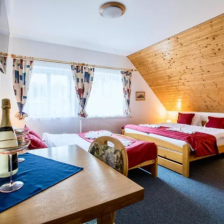 Dağ evi Schaefer S Vyhrivanym Bazenem Se Slanou Vodou A Saunou *