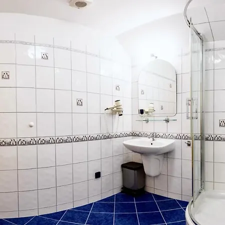 Dağ evi Schaefer S Vyhrivanym Bazenem Se Slanou Vodou A Saunou *